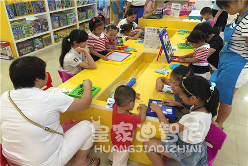 玩具加盟店