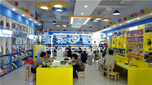 经营玩具店留住顾客的招术有哪些？