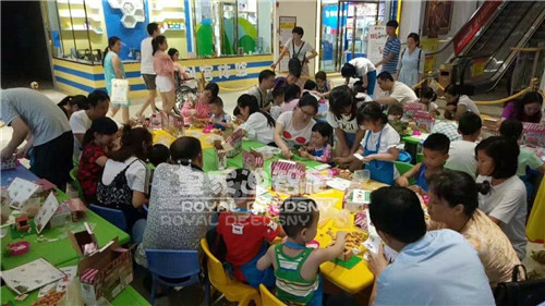 皇家迪智尼儿童玩具加盟店|如何达到极致服务？