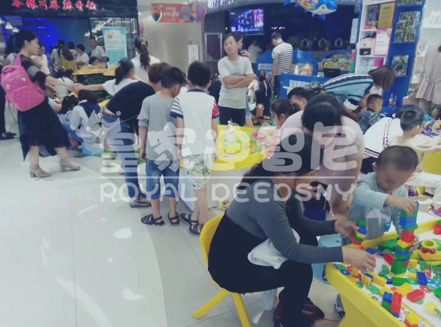 玩具加盟连锁店