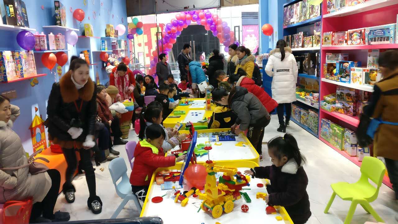 加盟玩具店开店常见问题，皇家迪智尼给你解答 