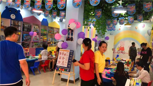 皇家迪智尼玩具加盟店前景怎么样？