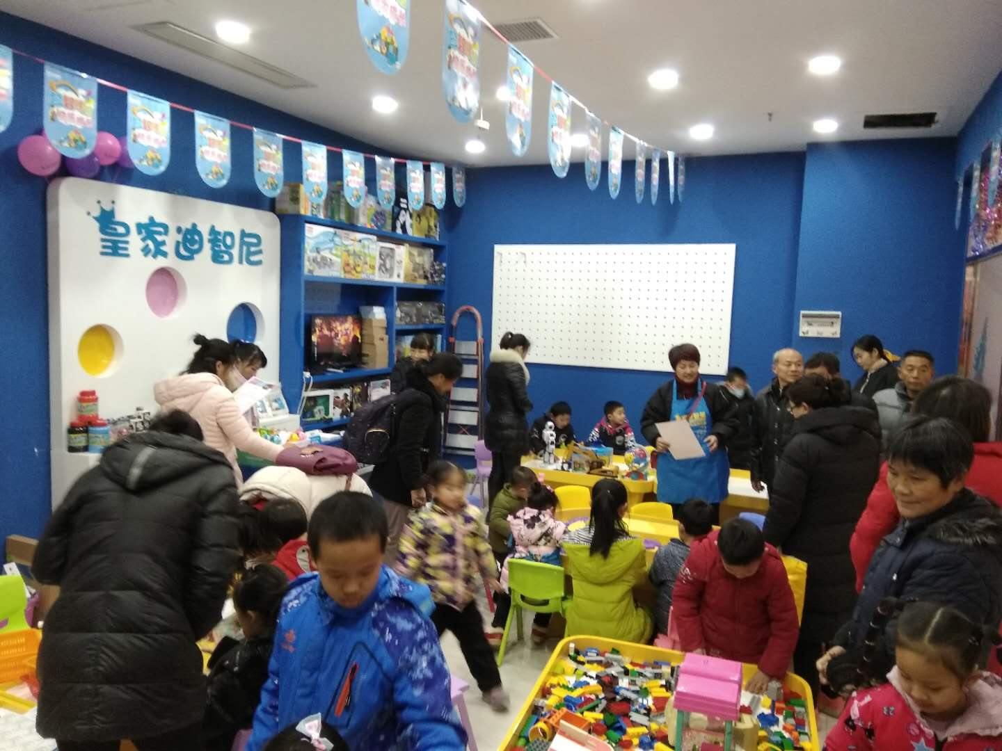 如何做好皇家迪智尼益智玩具加盟开业的工作