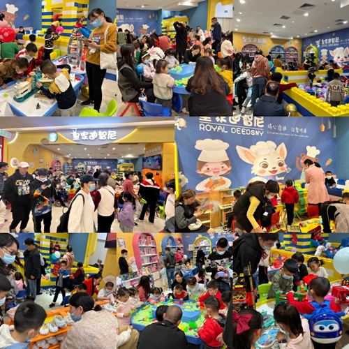 喜讯 丨 皇家迪智尼 儿童玩具加盟店 店铺年末之际的盛况！！！