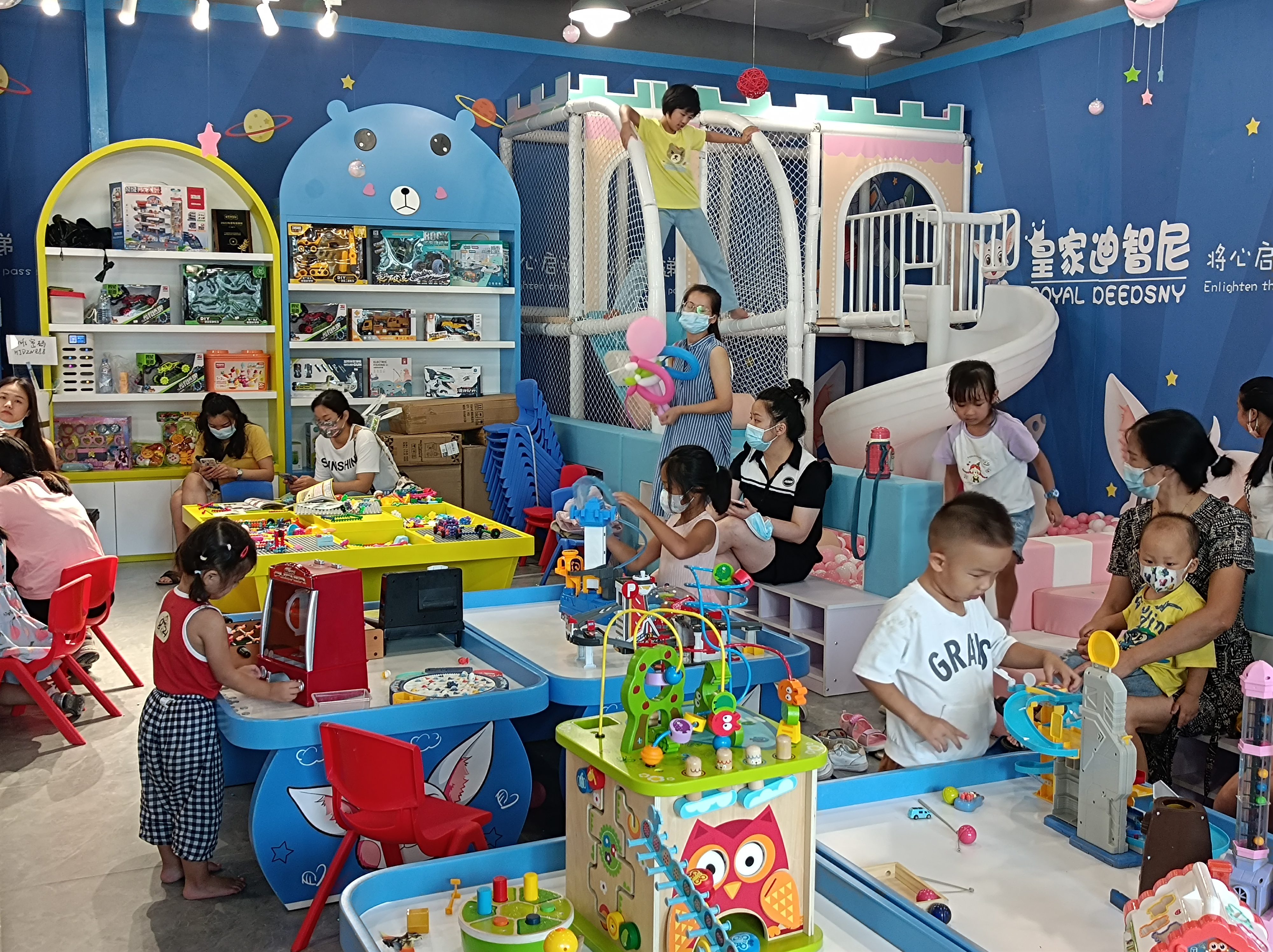 三四线城市的小县城开一家玩具加盟店怎么样?