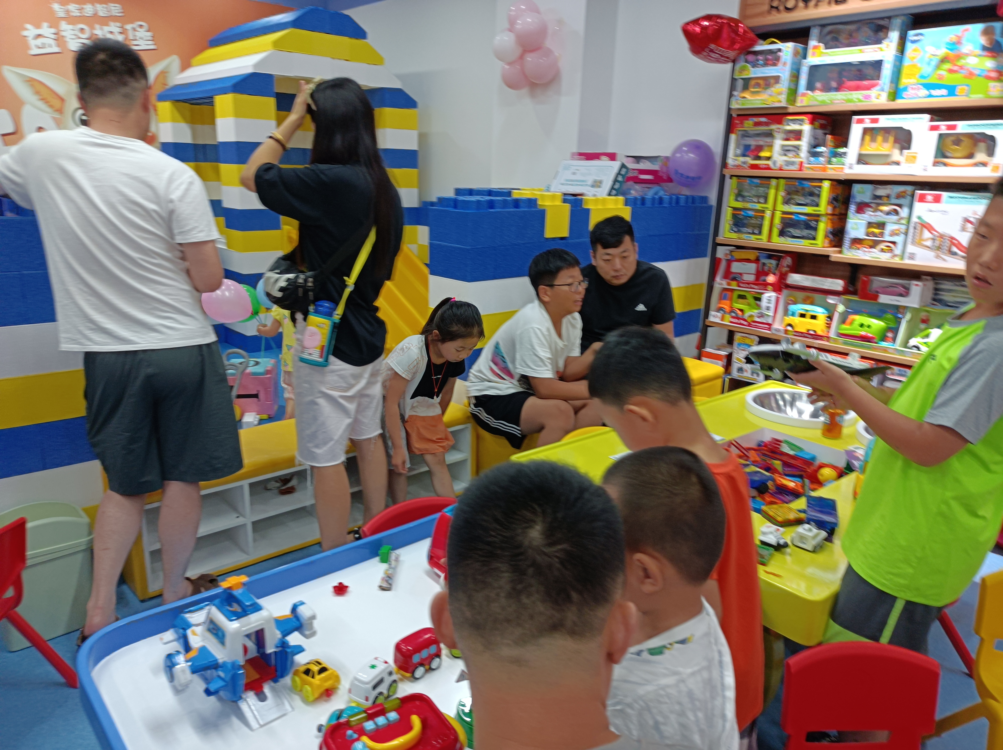 皇家迪智尼 I 如何在玩耍中提高专注力和创造力？