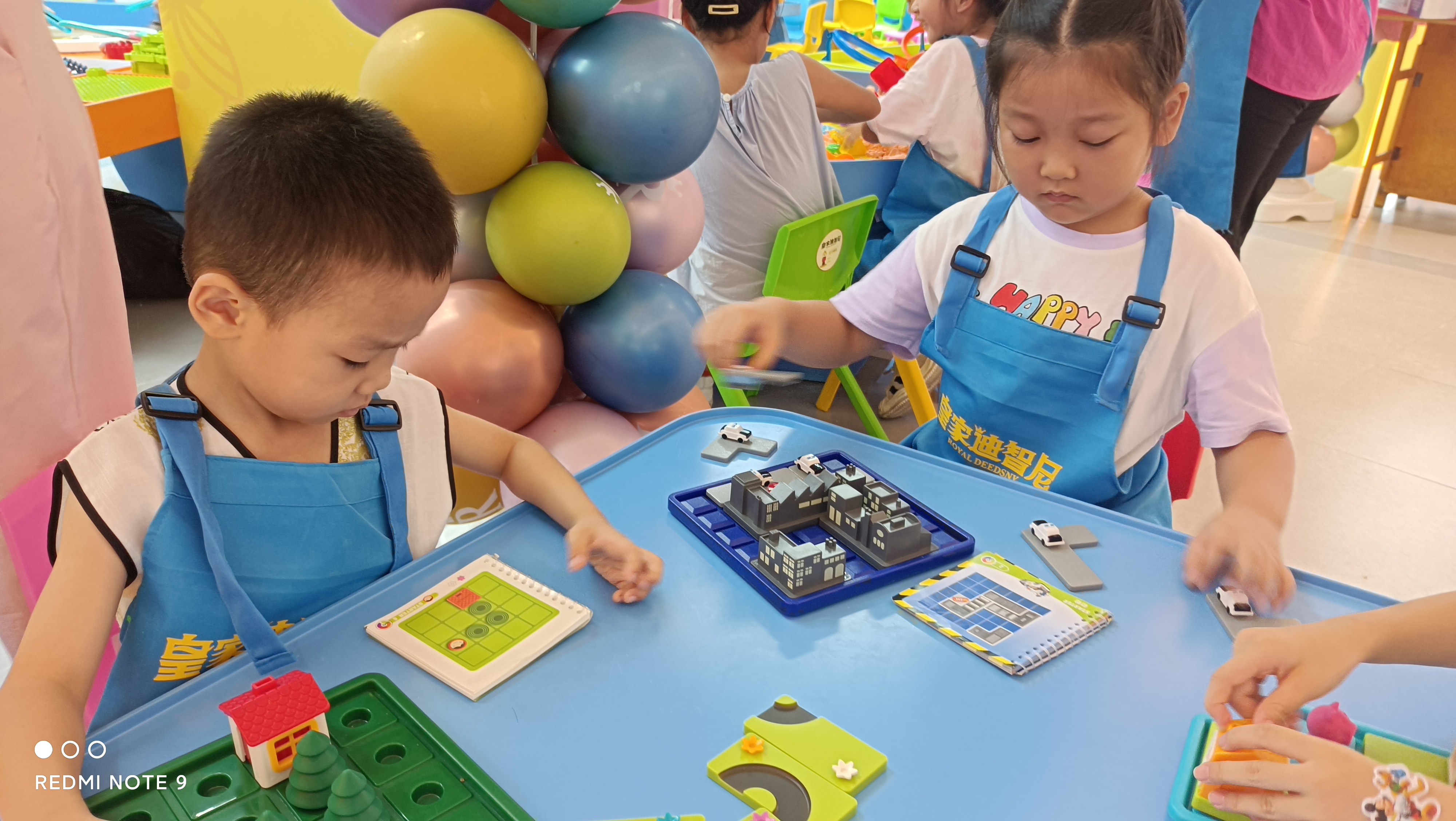 皇家迪智尼 I 面对小朋友在抢玩具，店员如何有效杜绝发生！