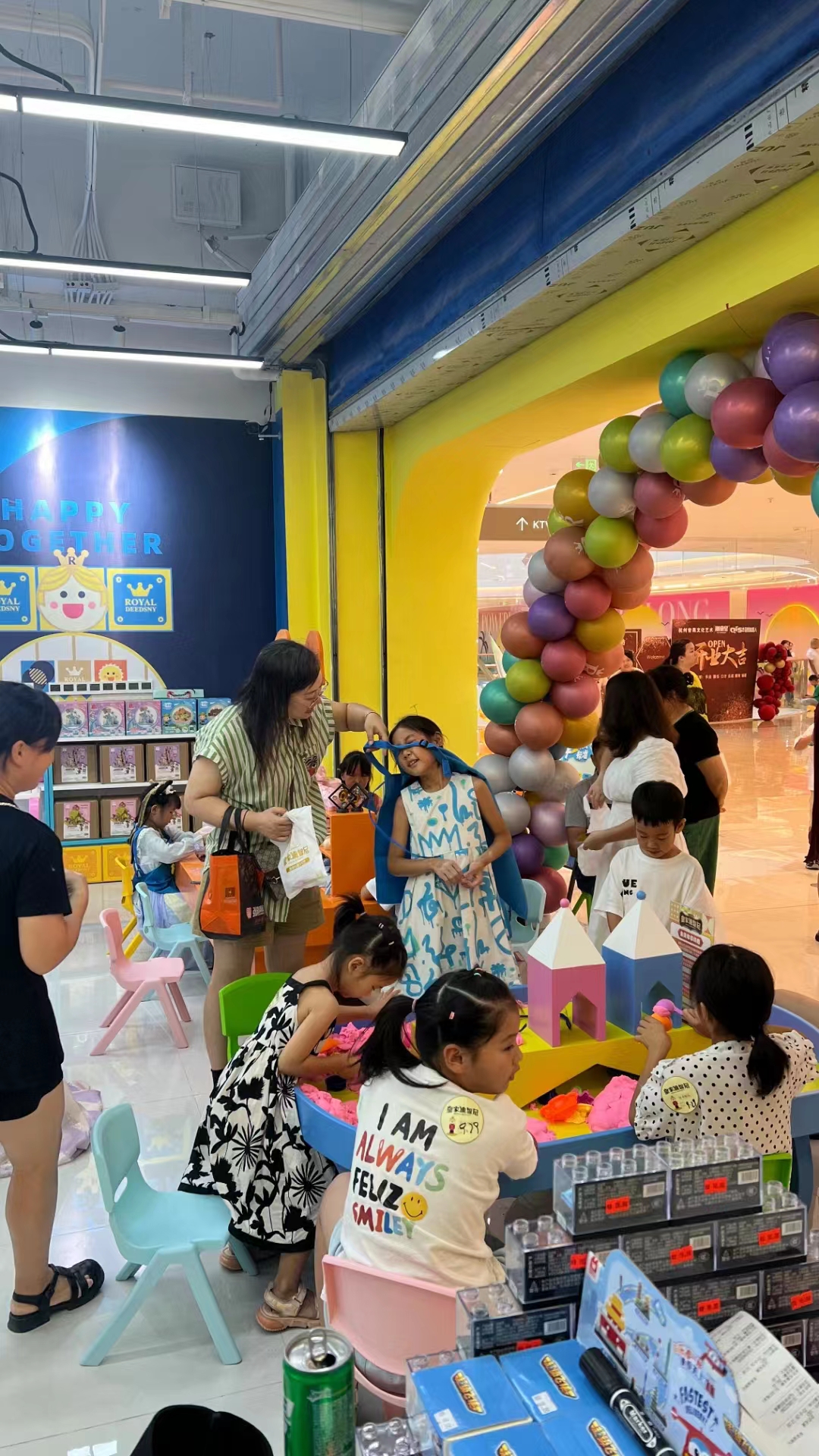 皇家迪智尼 I 分享一波国庆假期加盟店迎来一场开业“派对” 皇家迪智尼 I 分享一波国庆假期加盟店迎来一场开业“派对”