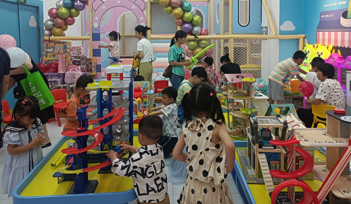 皇家迪智尼 I 益智玩具体验馆及纯手工DIY店区别在哪里！